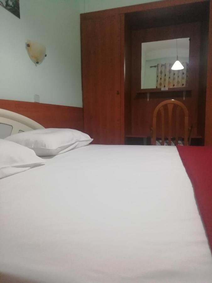 Hotel Elena เอเดสซา ภายนอก รูปภาพ