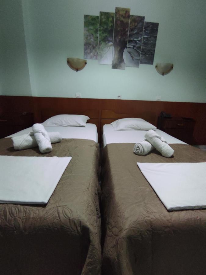 Hotel Elena เอเดสซา ภายนอก รูปภาพ